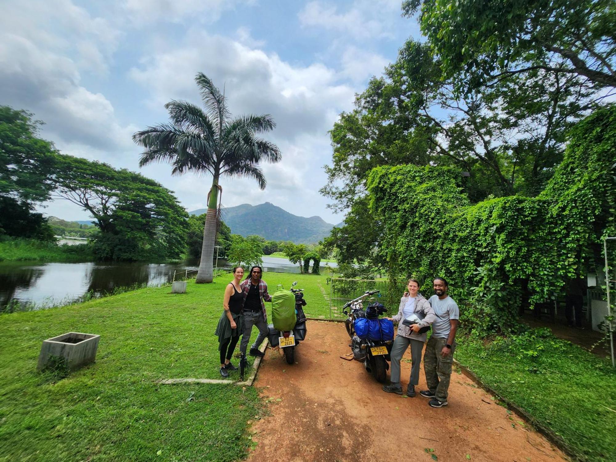 Samabe Lake Dambulla Buitenkant foto